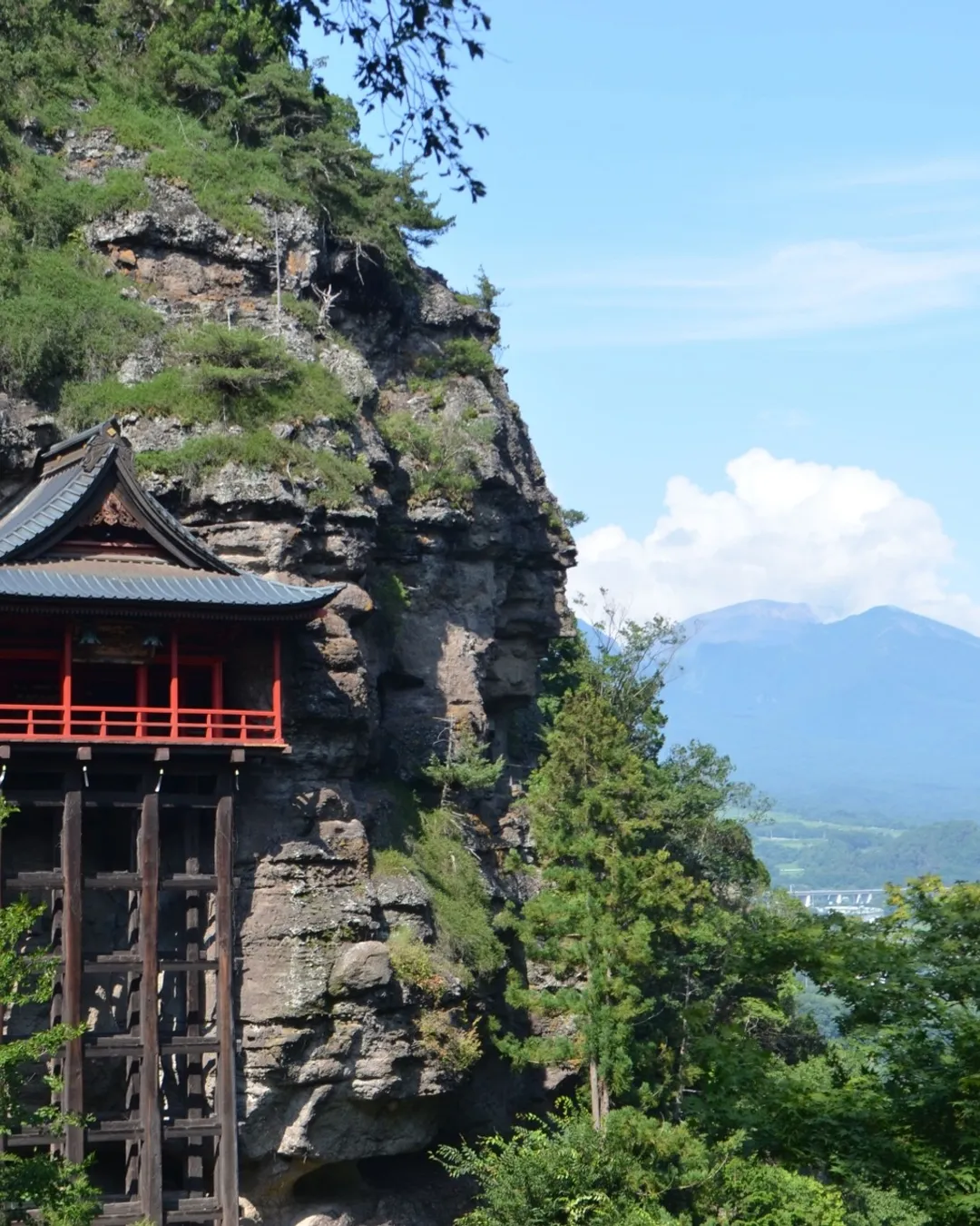 Shakuson-ji Temple / Nunobuki Kannon