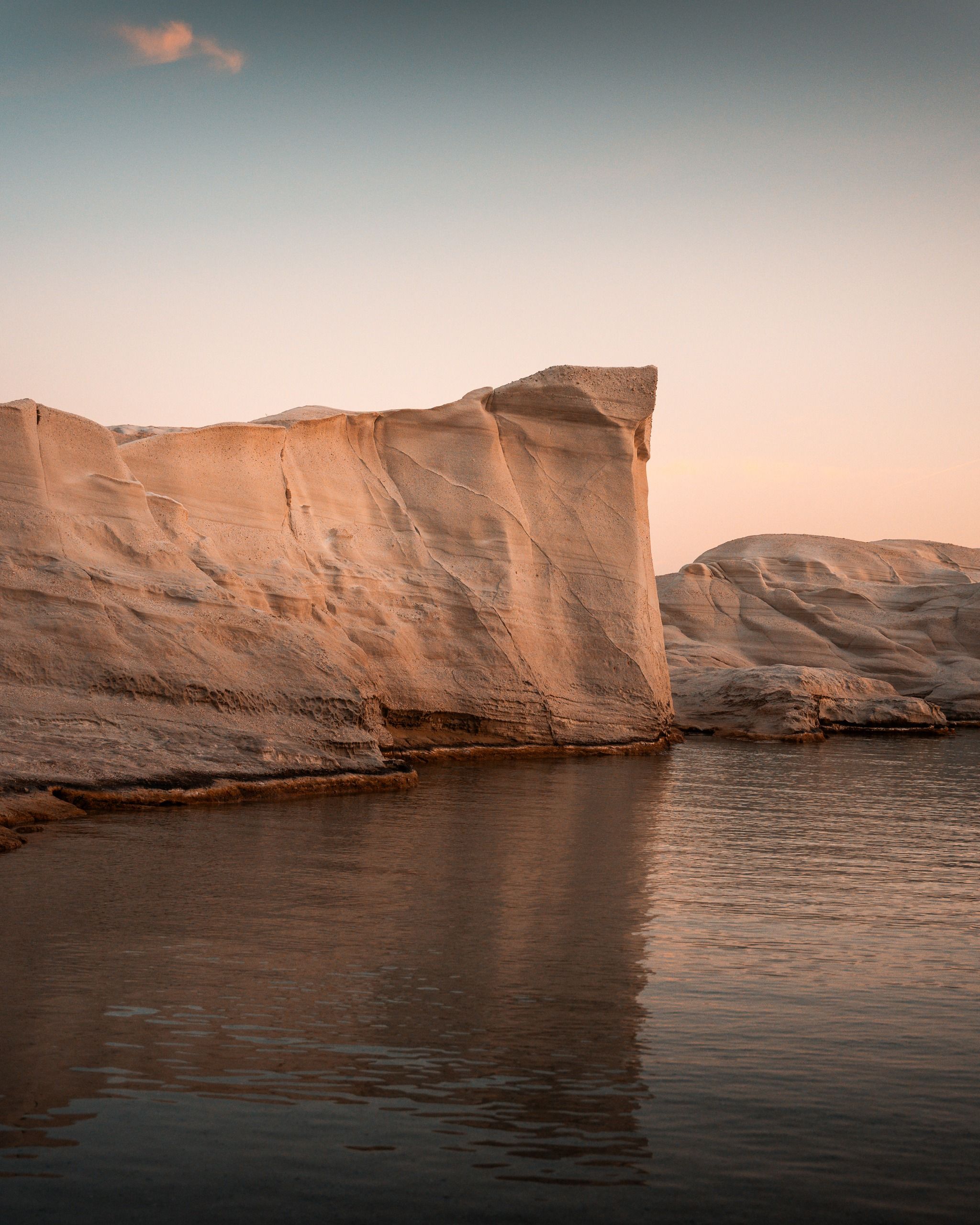 Sarakiniko Beach