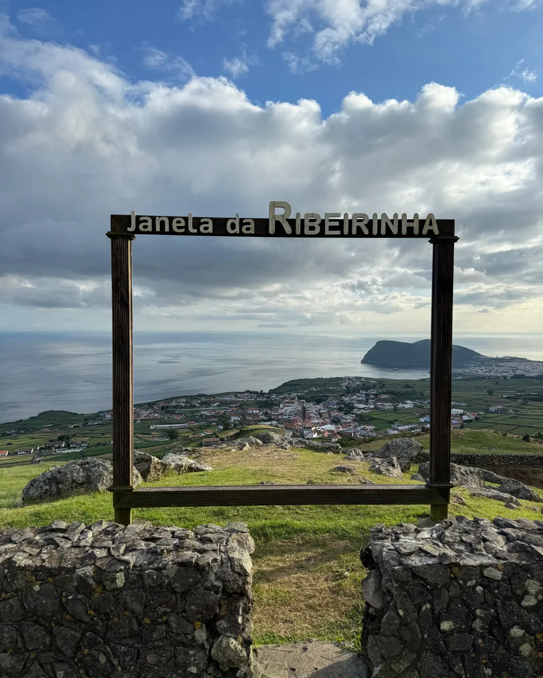 Miradouro Janela da Ribeirinha