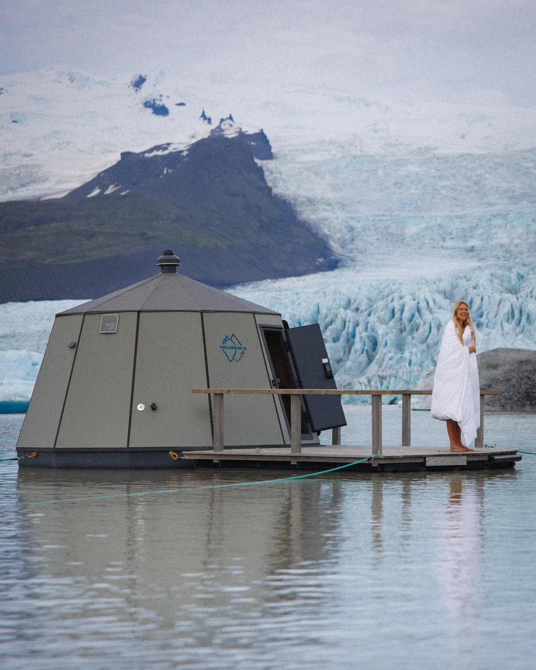 Fjallsárlón Glacier Hut