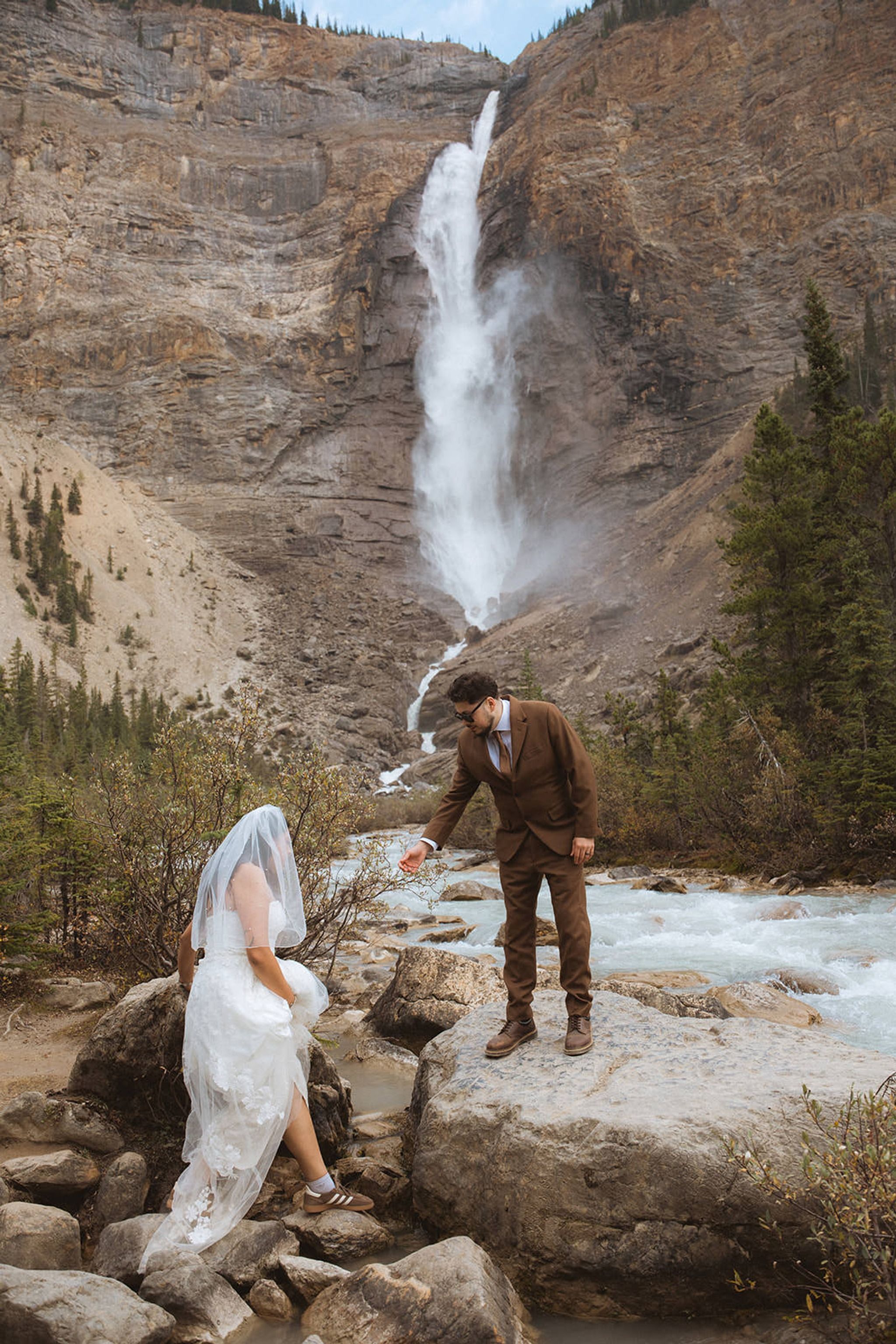 Takakkaw Falls