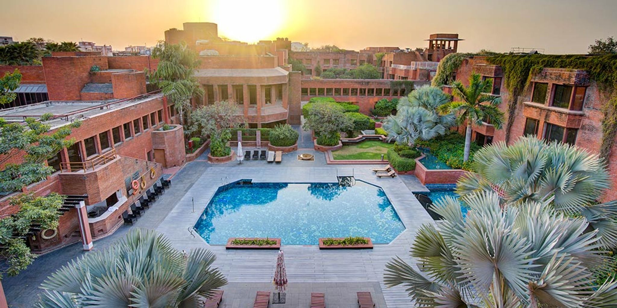 ITC Mughal Luxury Resort & Spa