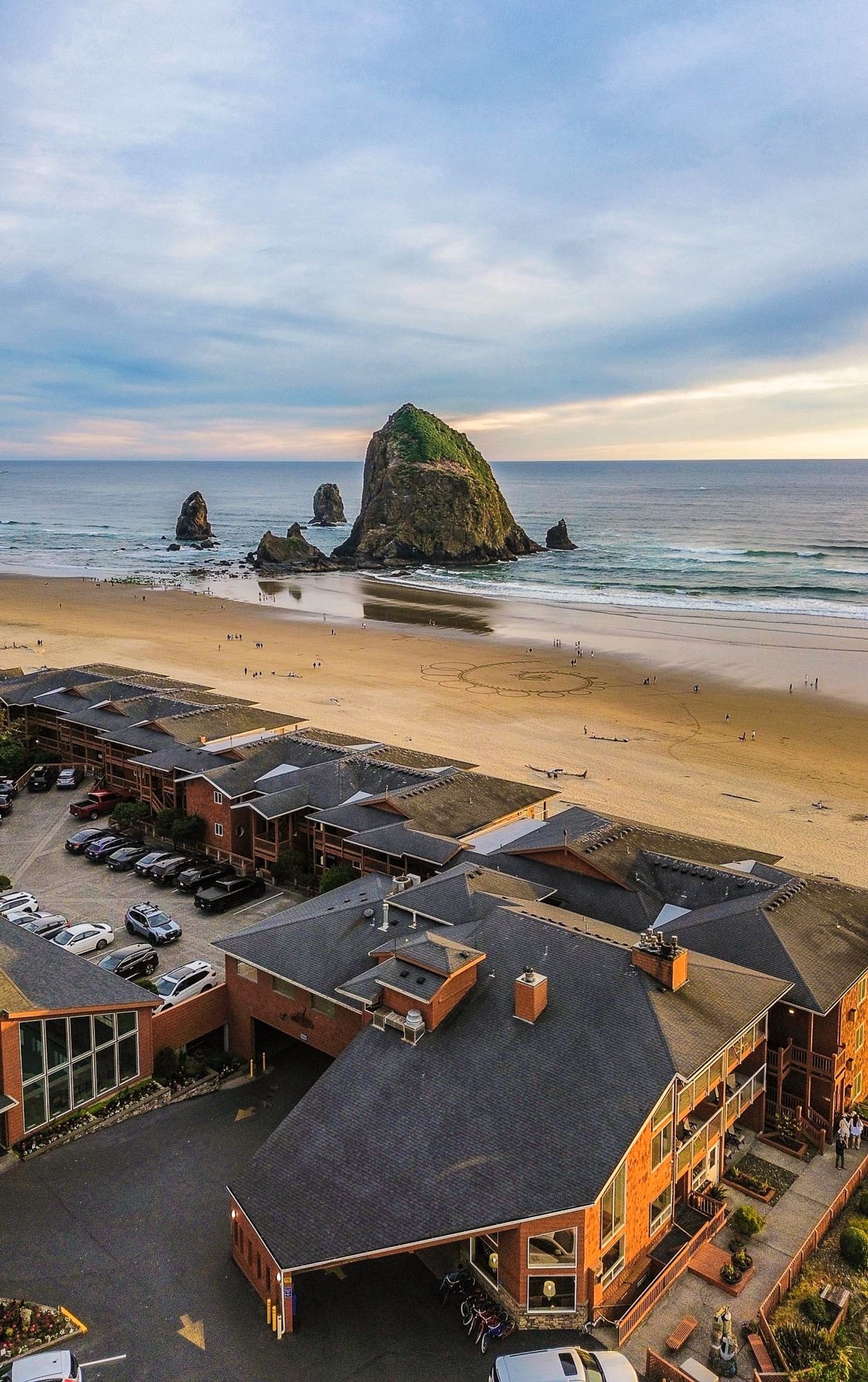 Hallmark Resort & Spa Cannon Beach