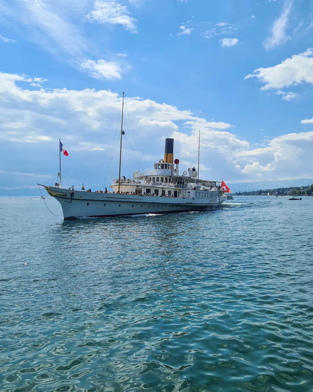 Pilatus Boat: Lucerne to Alpnachstad