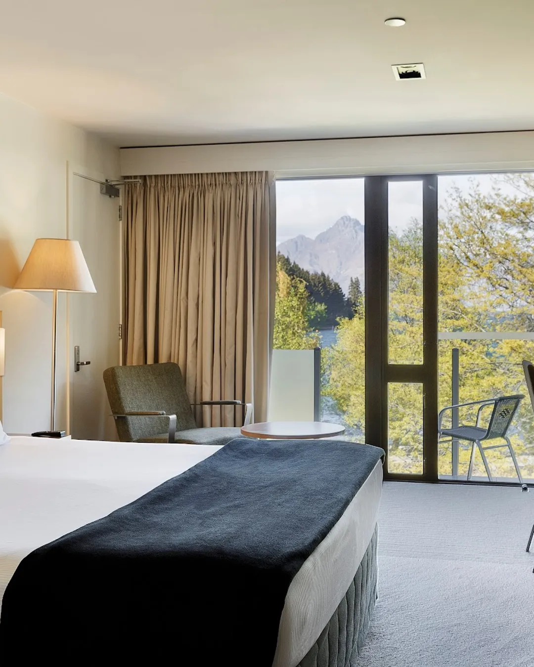 Novotel Queenstown Lakeside