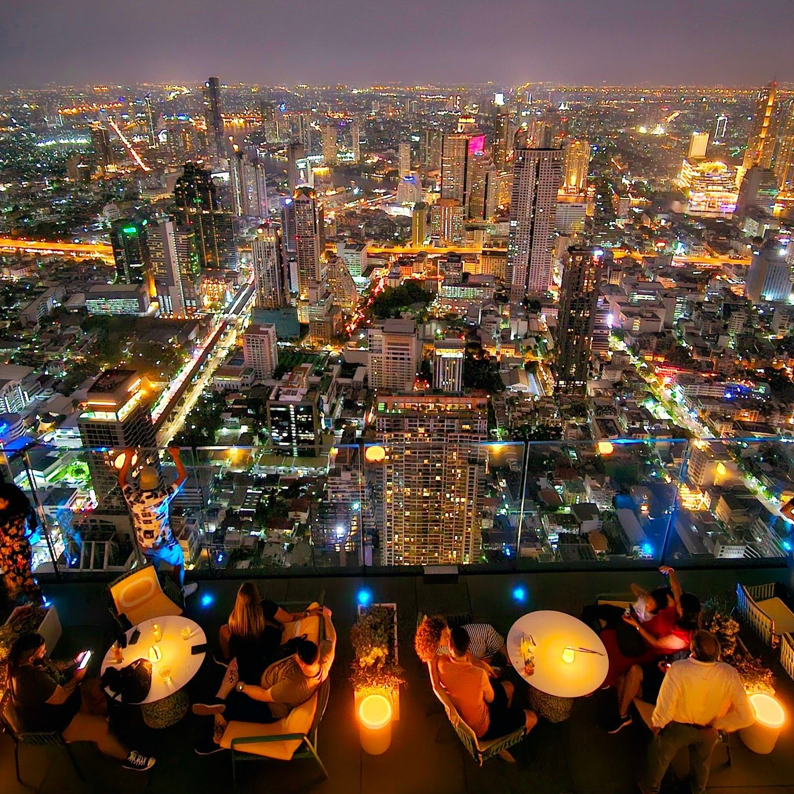 Mahanakhon Skywalk