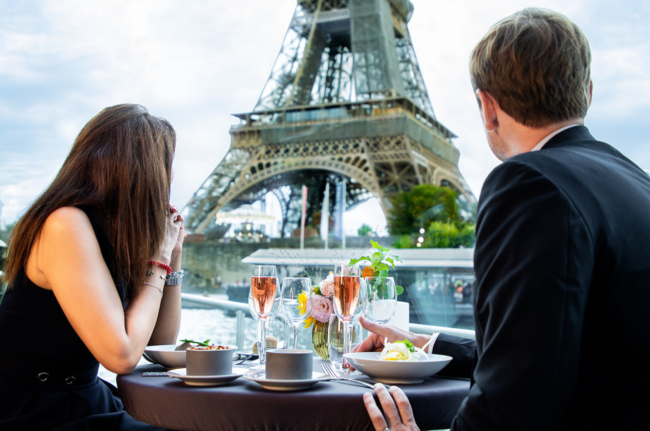 Seine Cruises with Bateaux Parisiens