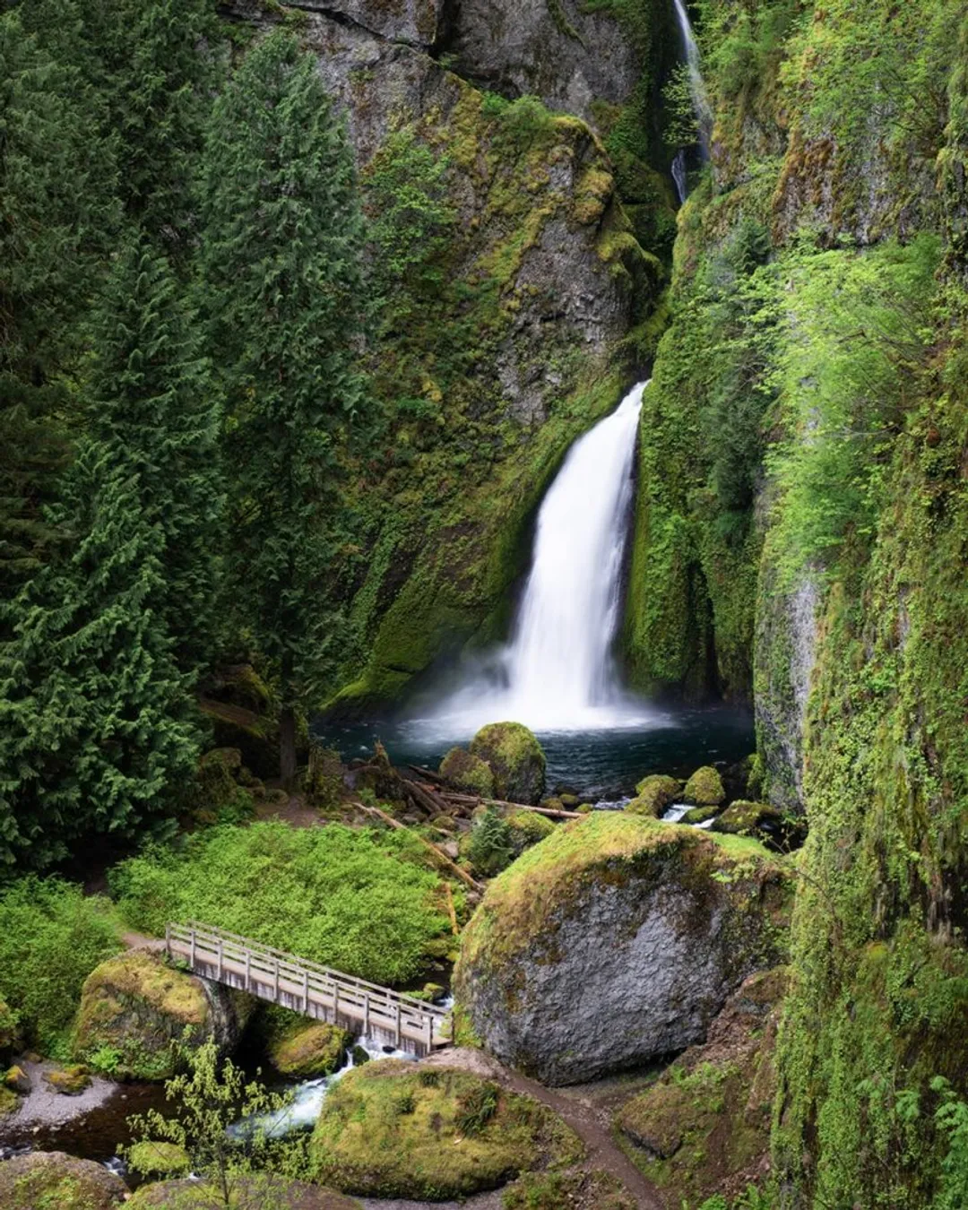 Wahclella Falls