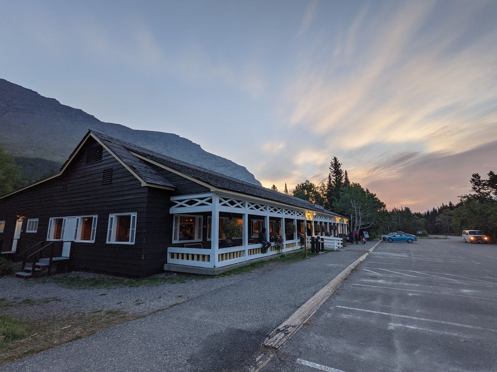 Swiftcurrent Motor Inn