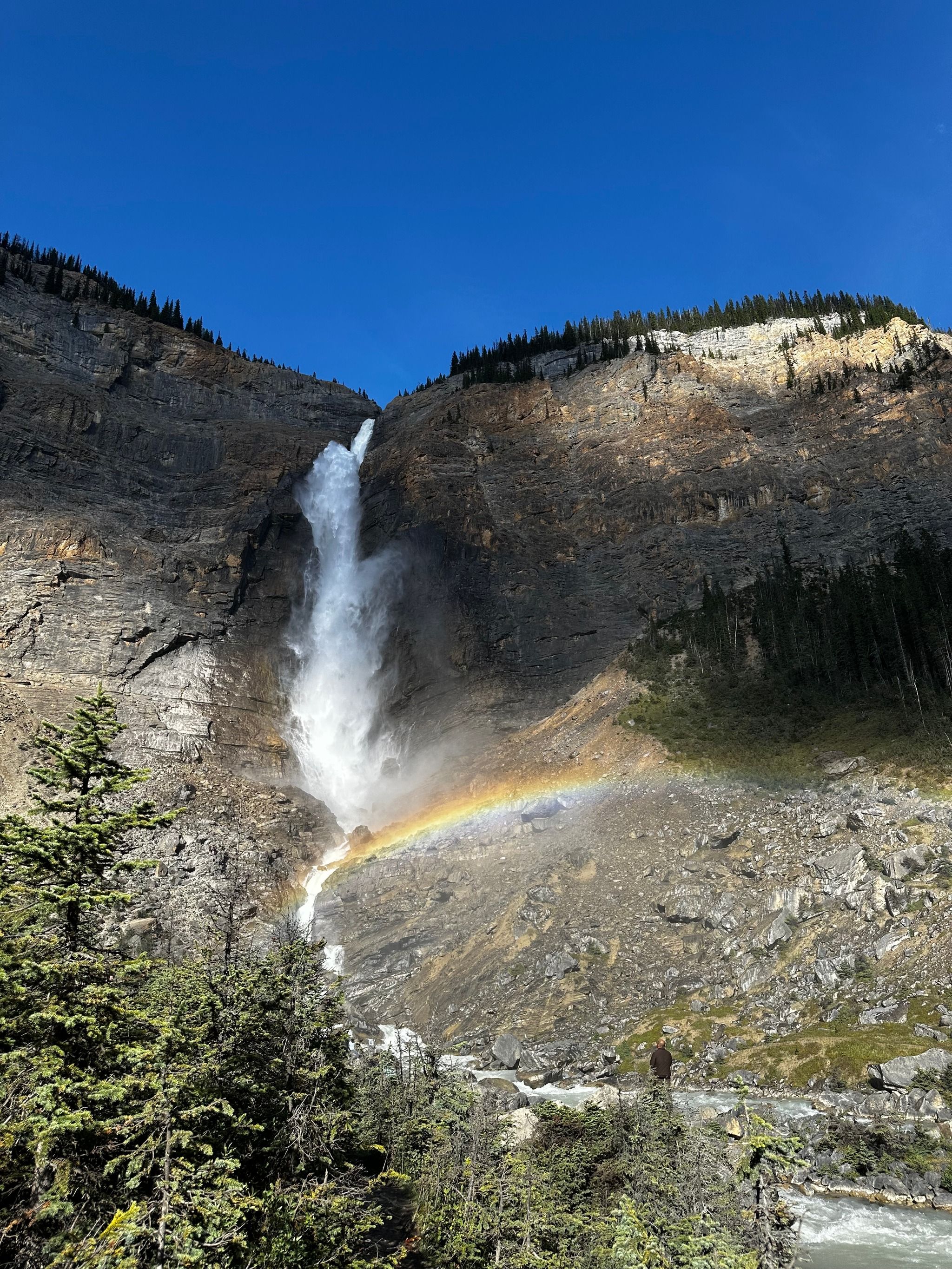 Takakkaw Falls