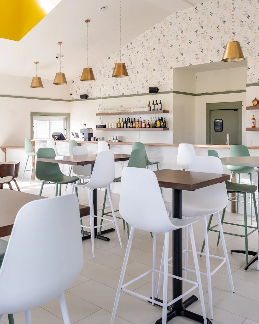 Arbour Restaurant & Lounge