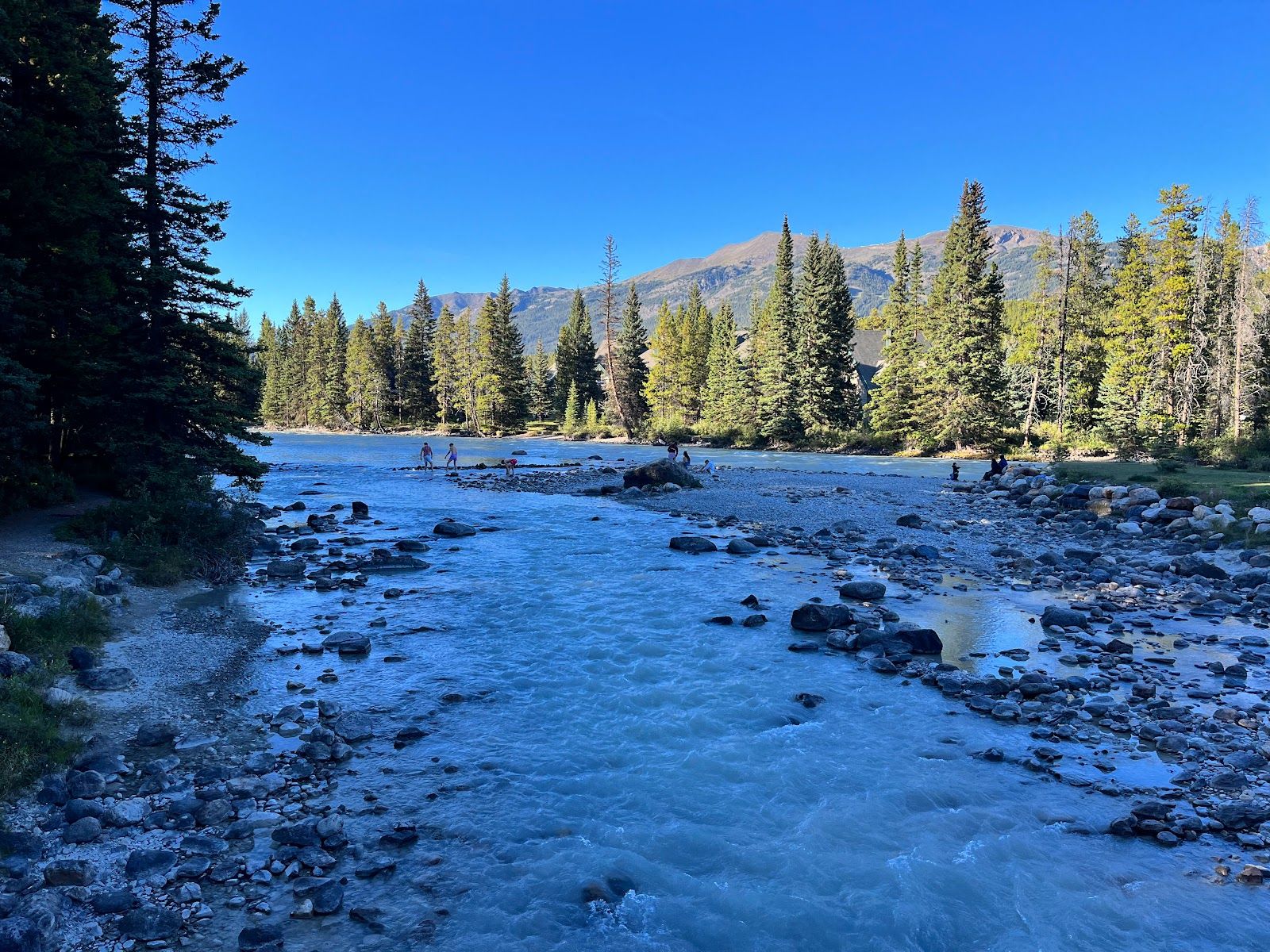 Lake Louise Soft-Sided Trailer/Tent Campground - British Columbia &  Alberta, Canada - Rexby