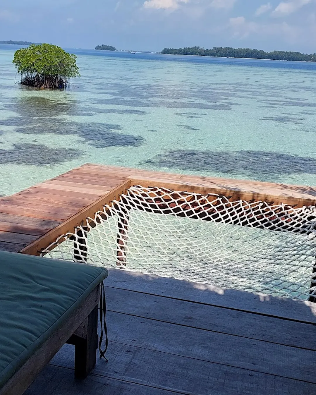 Pulau Macan Eco Lodge