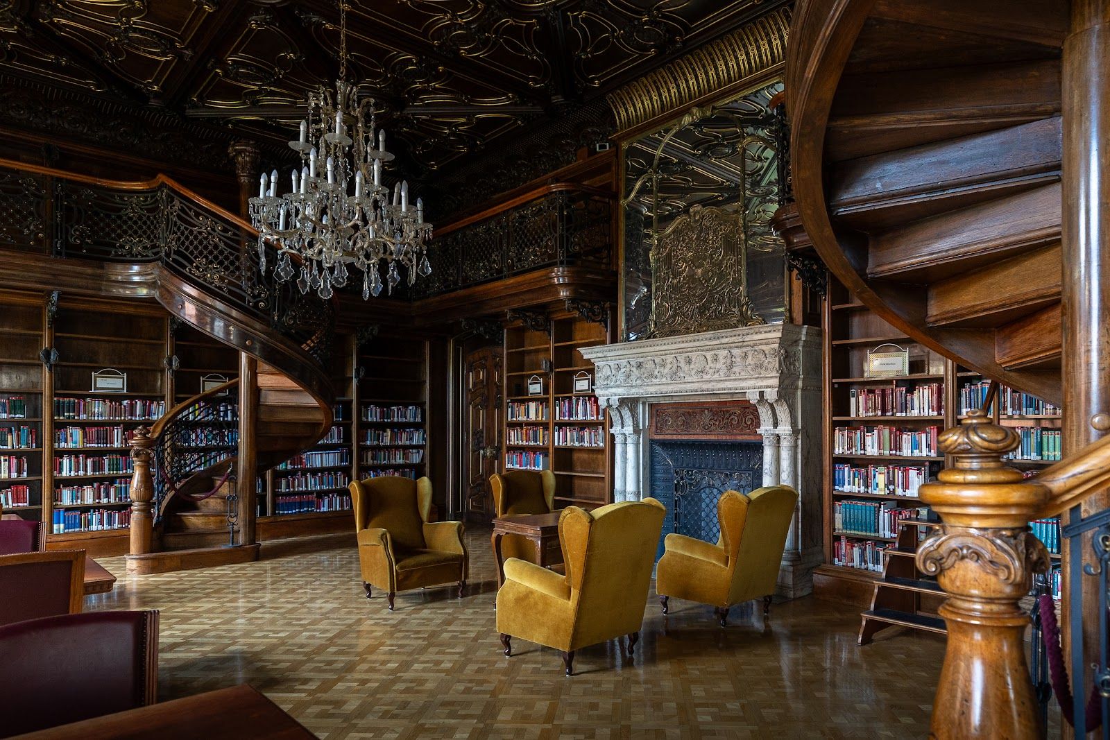 Metropolitan Ervin Szabó Library