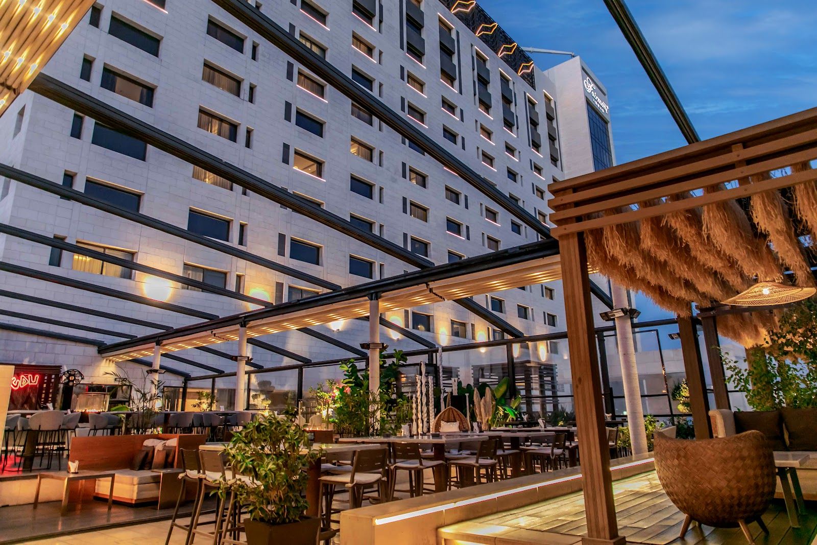 Nasim Rooftop Lounge