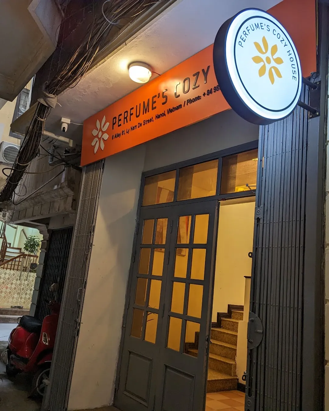 Perfume's Cozy House