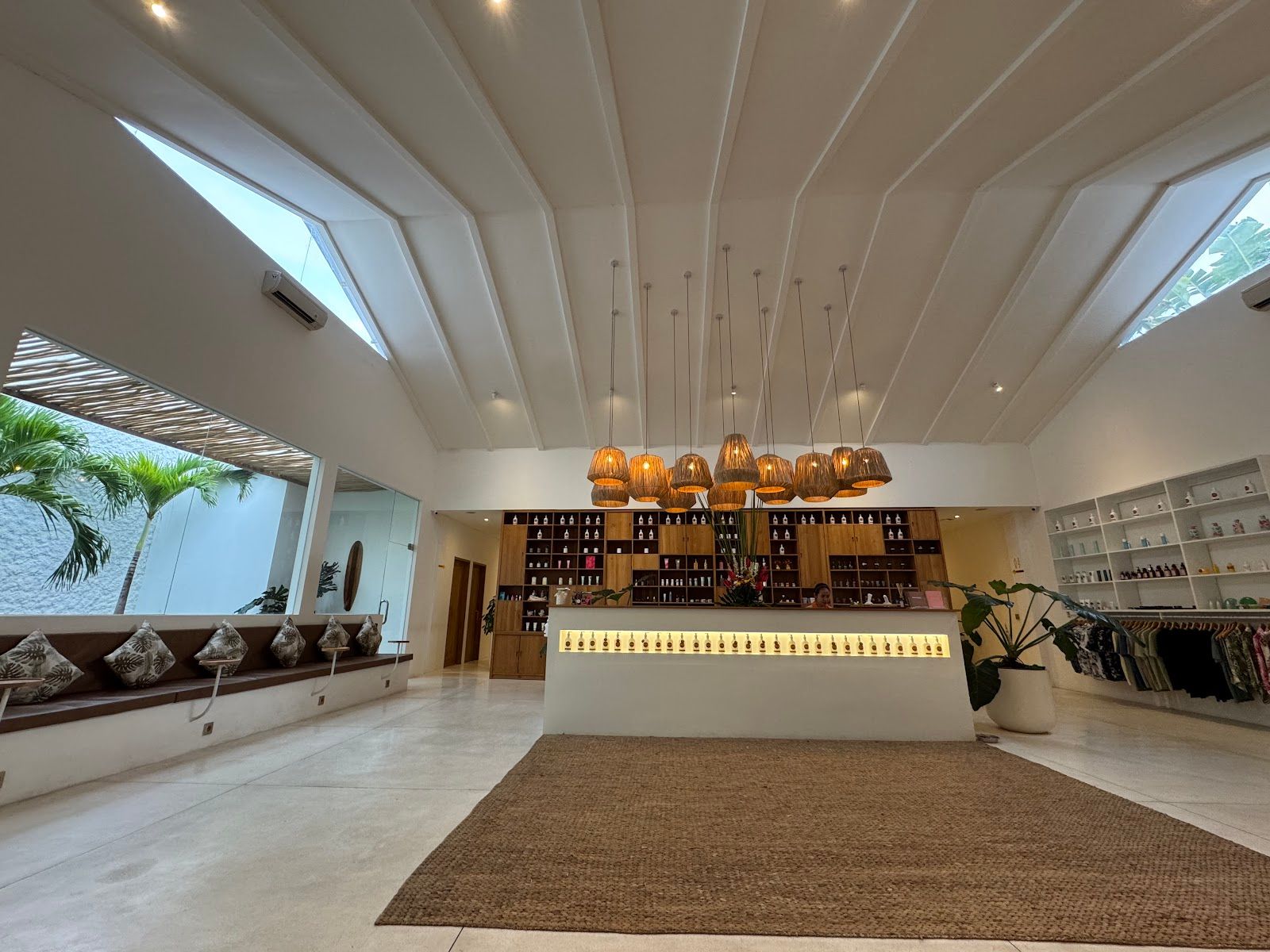 Beach House Massage by Tonic