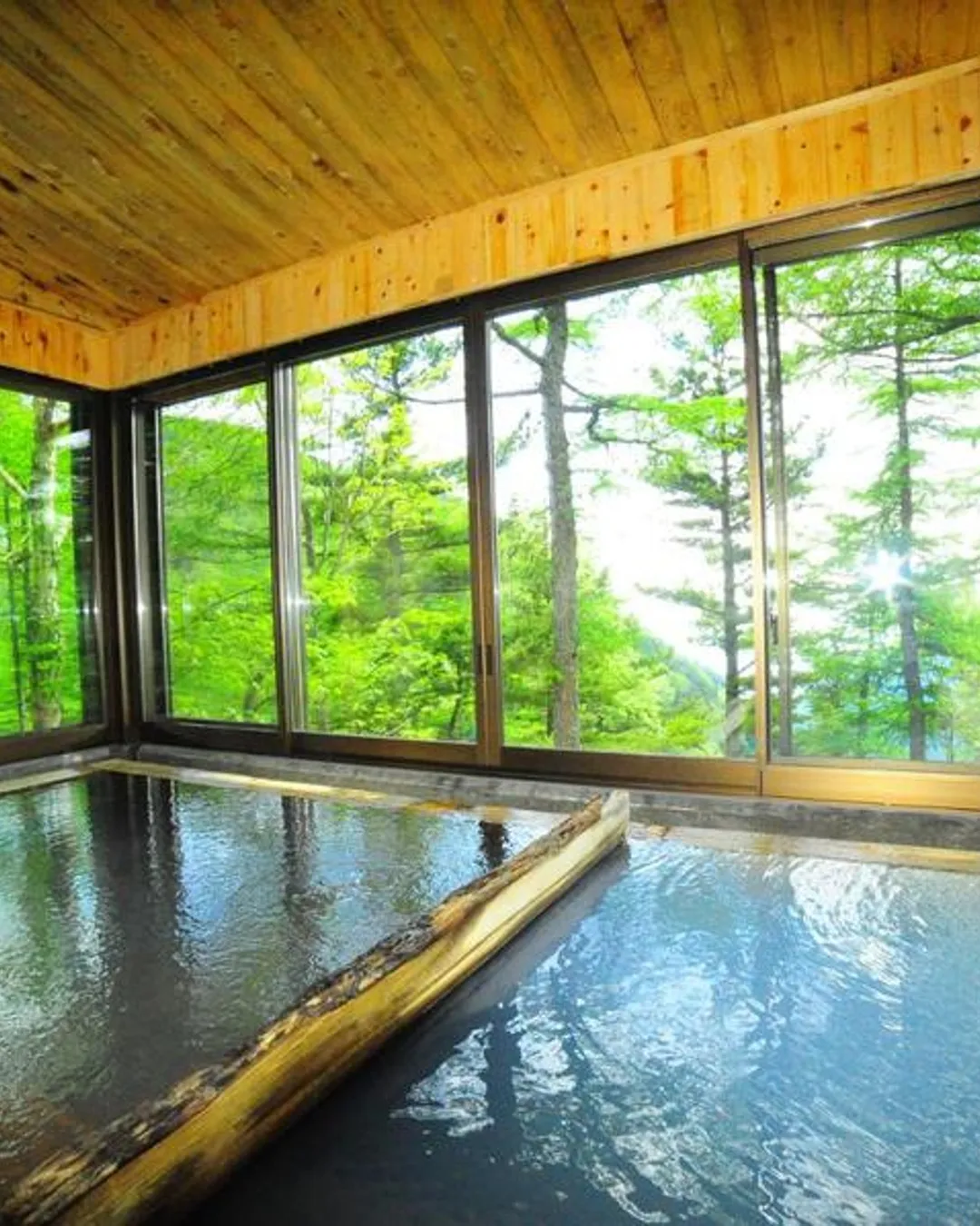 Takamine Onsen hot spring