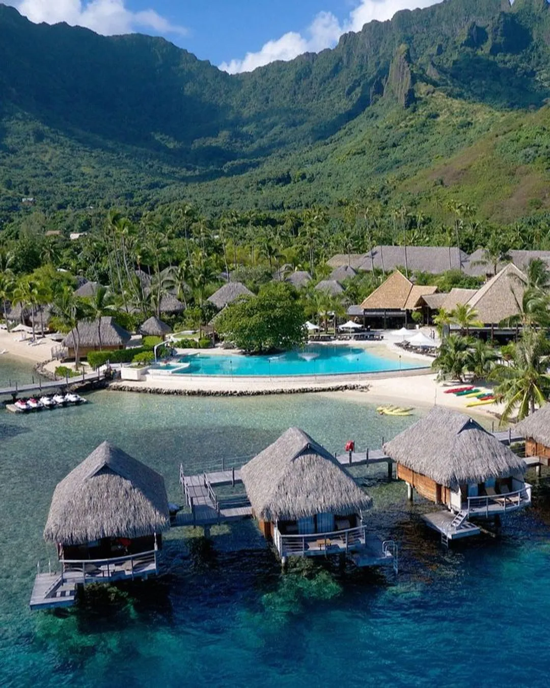 Hotel Manava Beach Resort & Spa