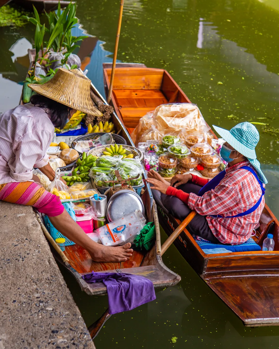 Damnoen Saduak Floating Market