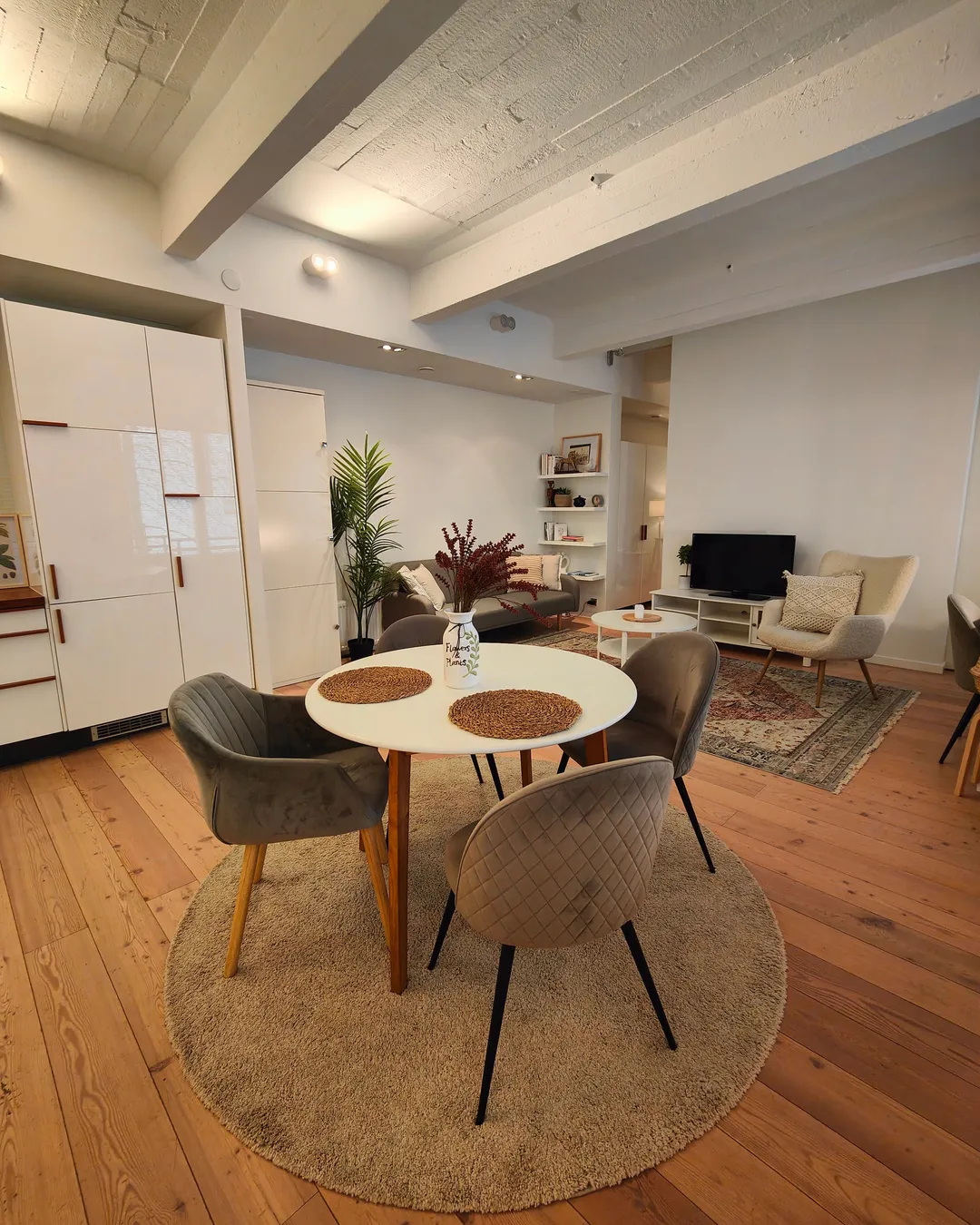 2ndhomes Loft Apartment 