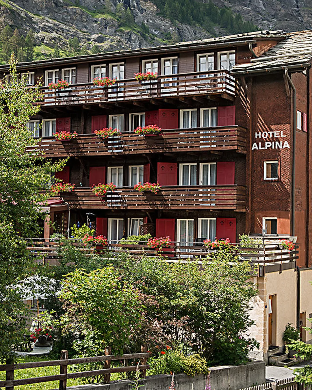 Hotel Alpina