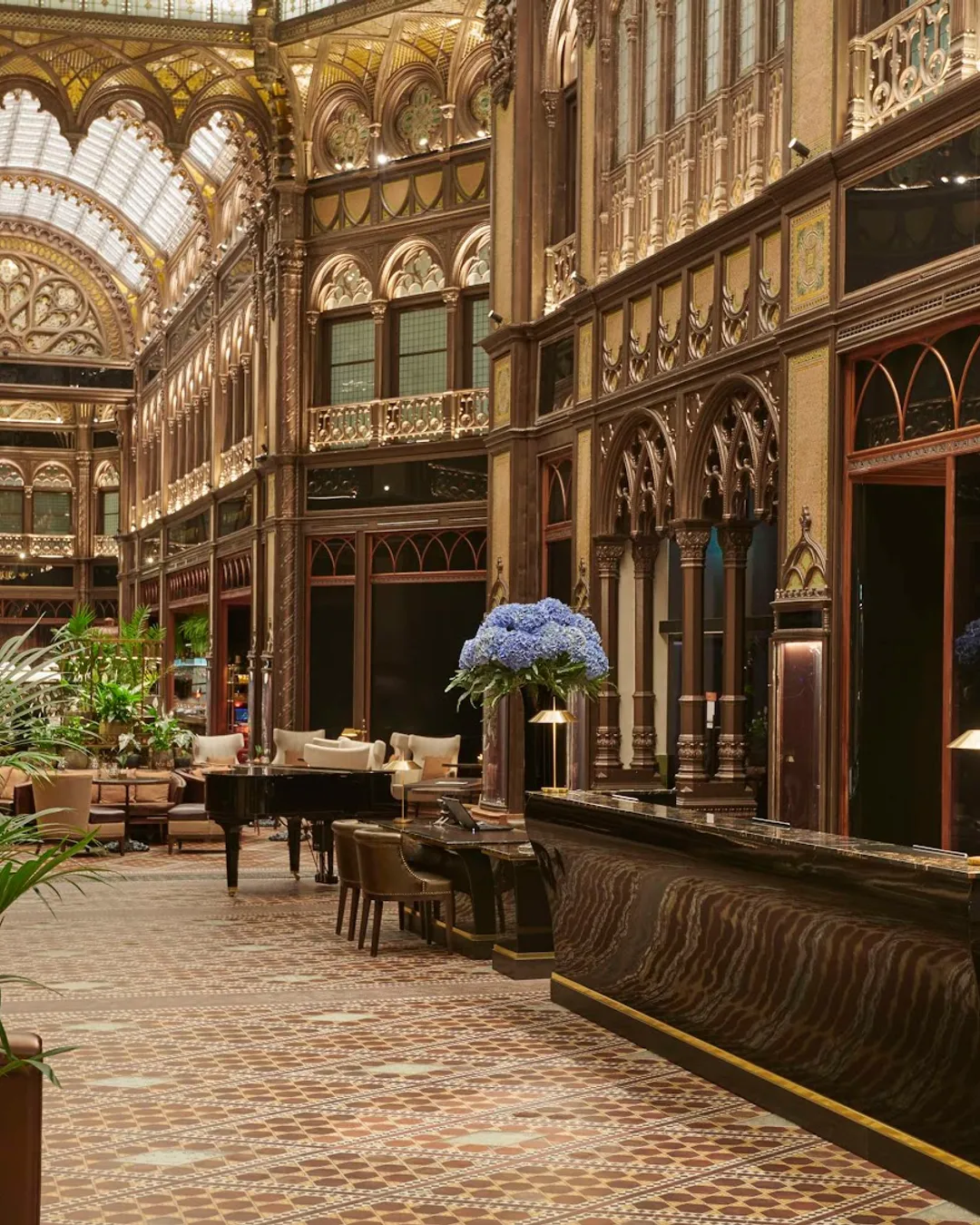 Párisi Udvar Hotel Budapest -  by Hyatt