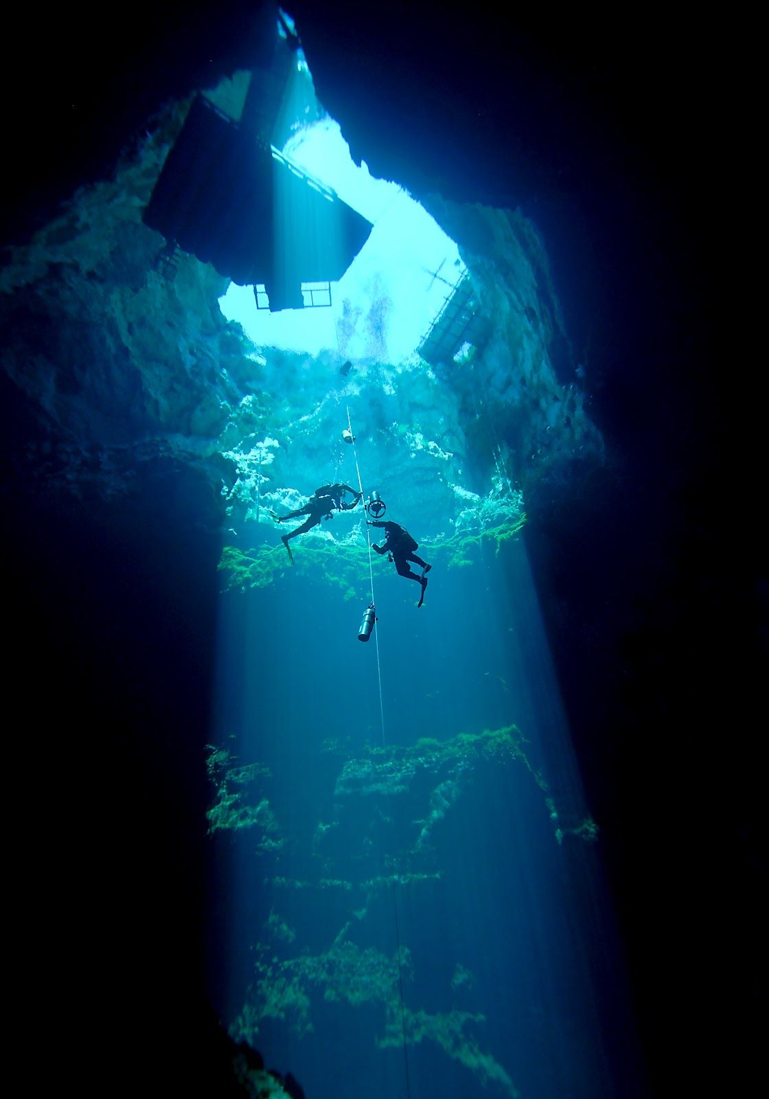 Kilsby Sinkhole & Accommodation