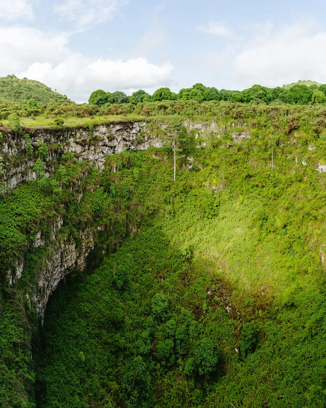 Pit Craters "Los Gemelos"