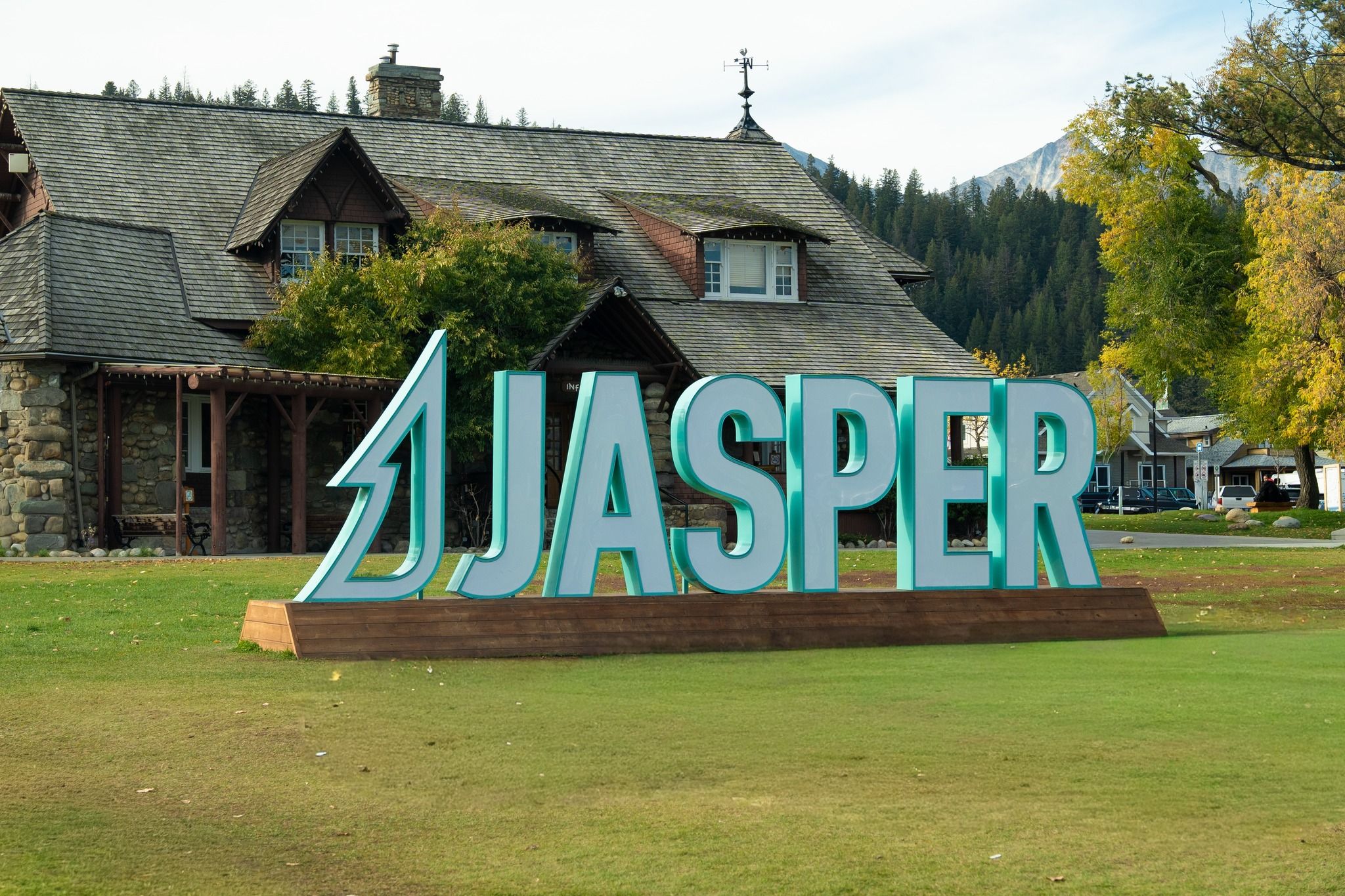 Jasper National Park + Self-Guided Audio Driving Tour