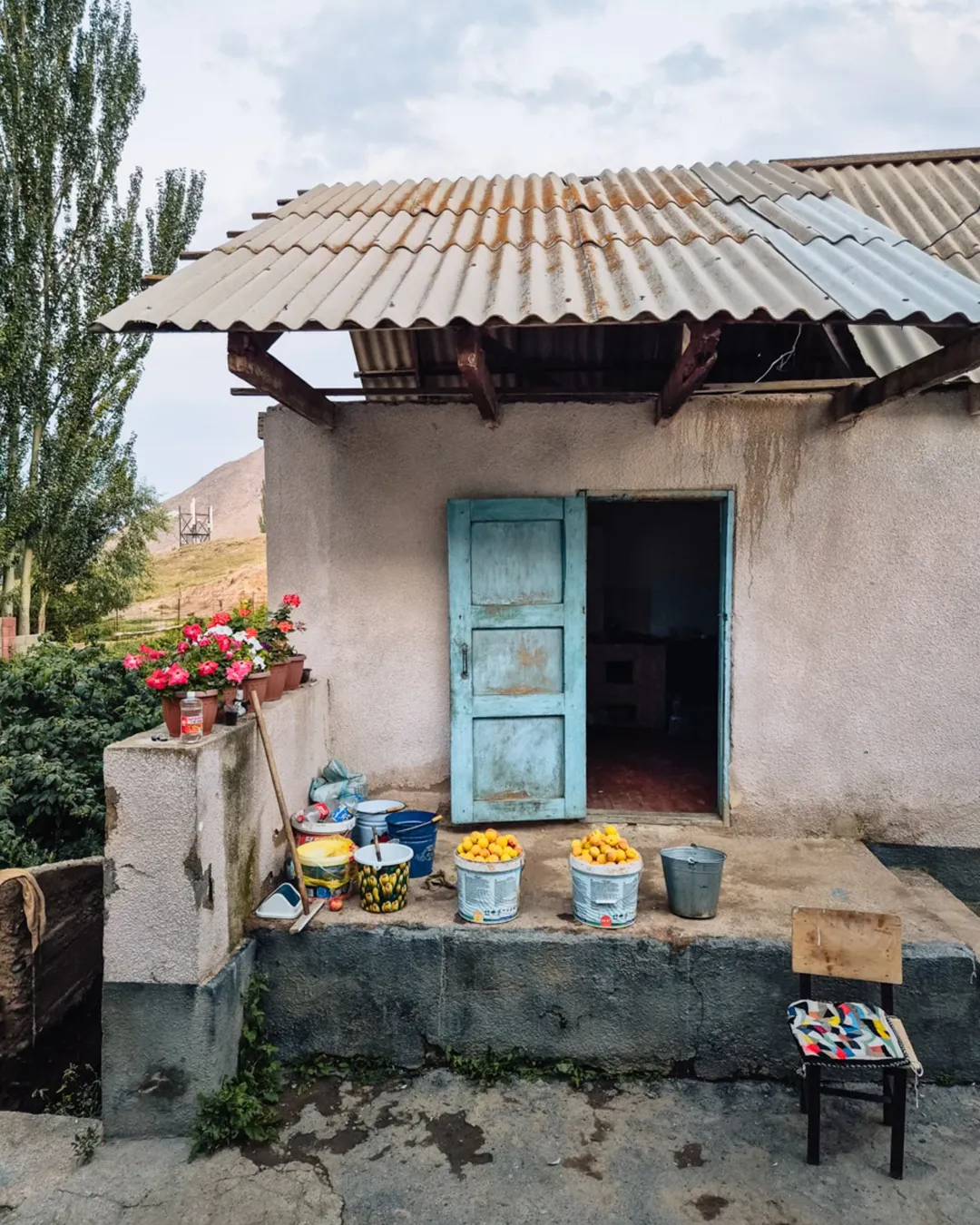 ABATAY Guest House near Aksay Canyon