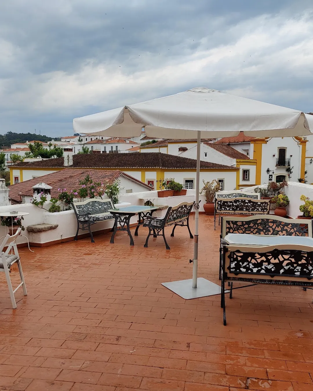 The Literary Man Óbidos Hotel