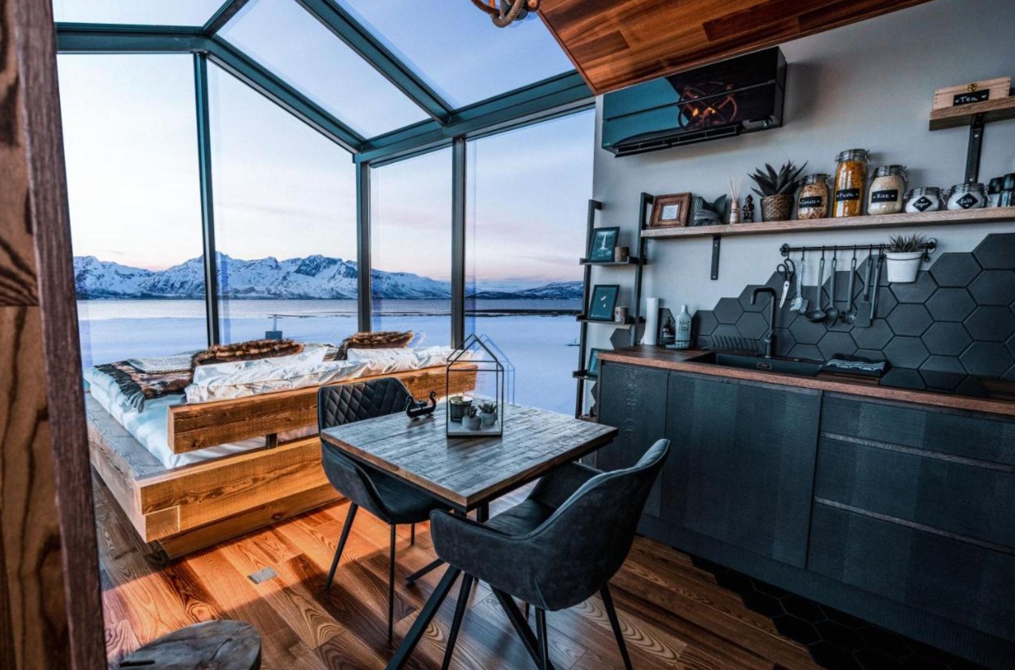 Aera - Panorama glass lodge