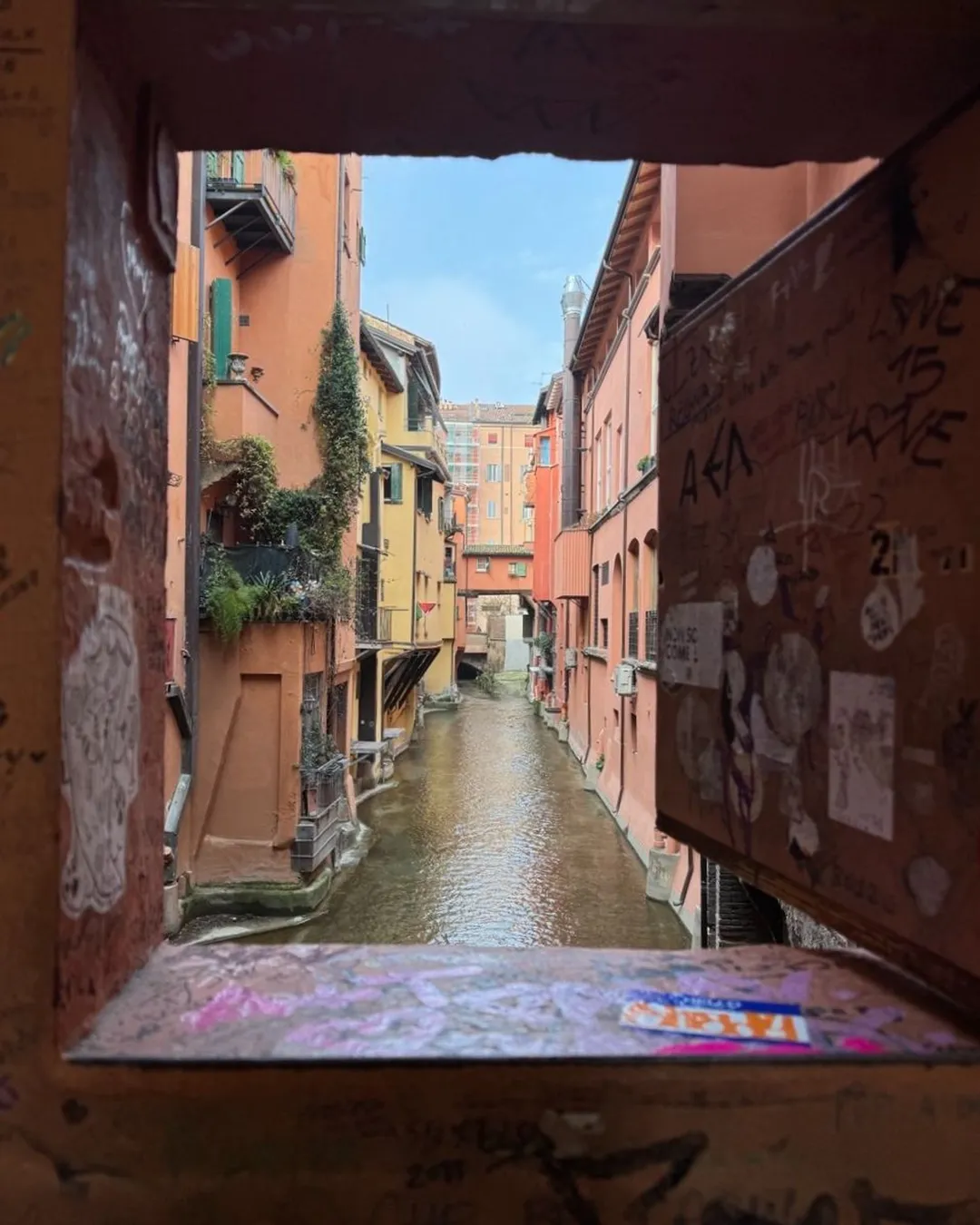 Finestrella via Piella