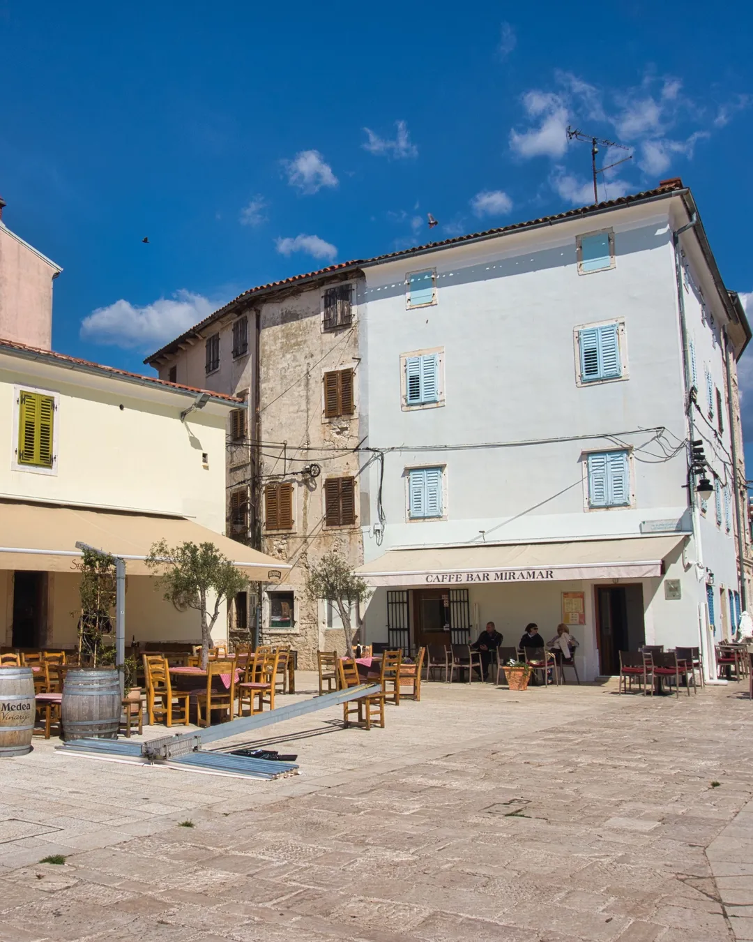 Hauptplatz in der Altstadt von Fažana
