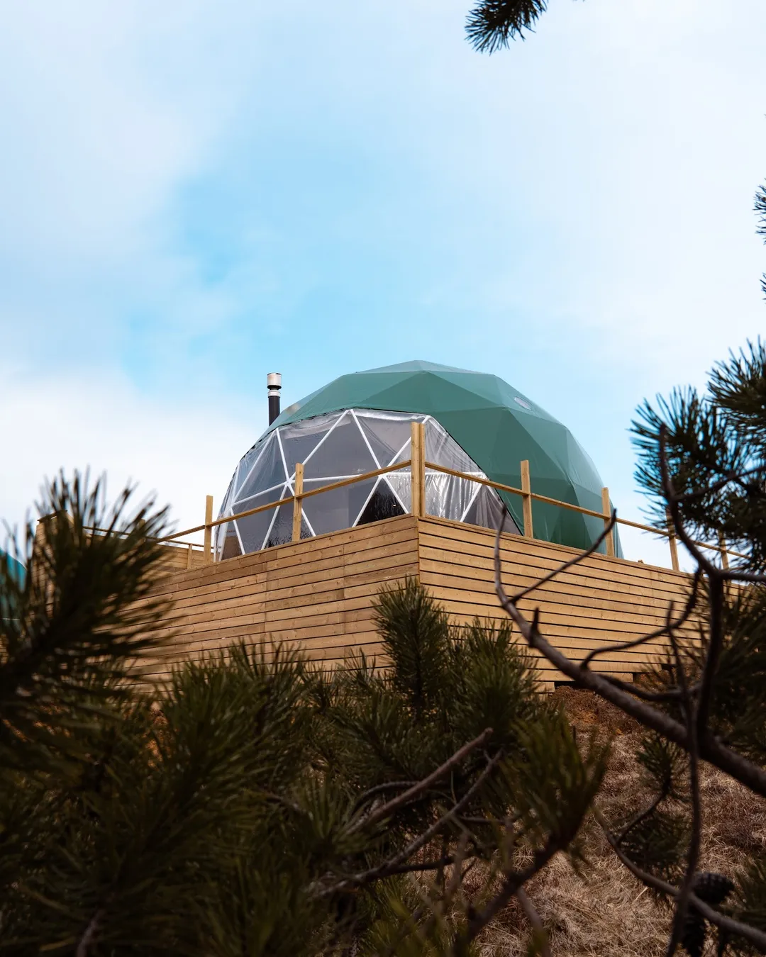 Golden Circle Domes - Lake View