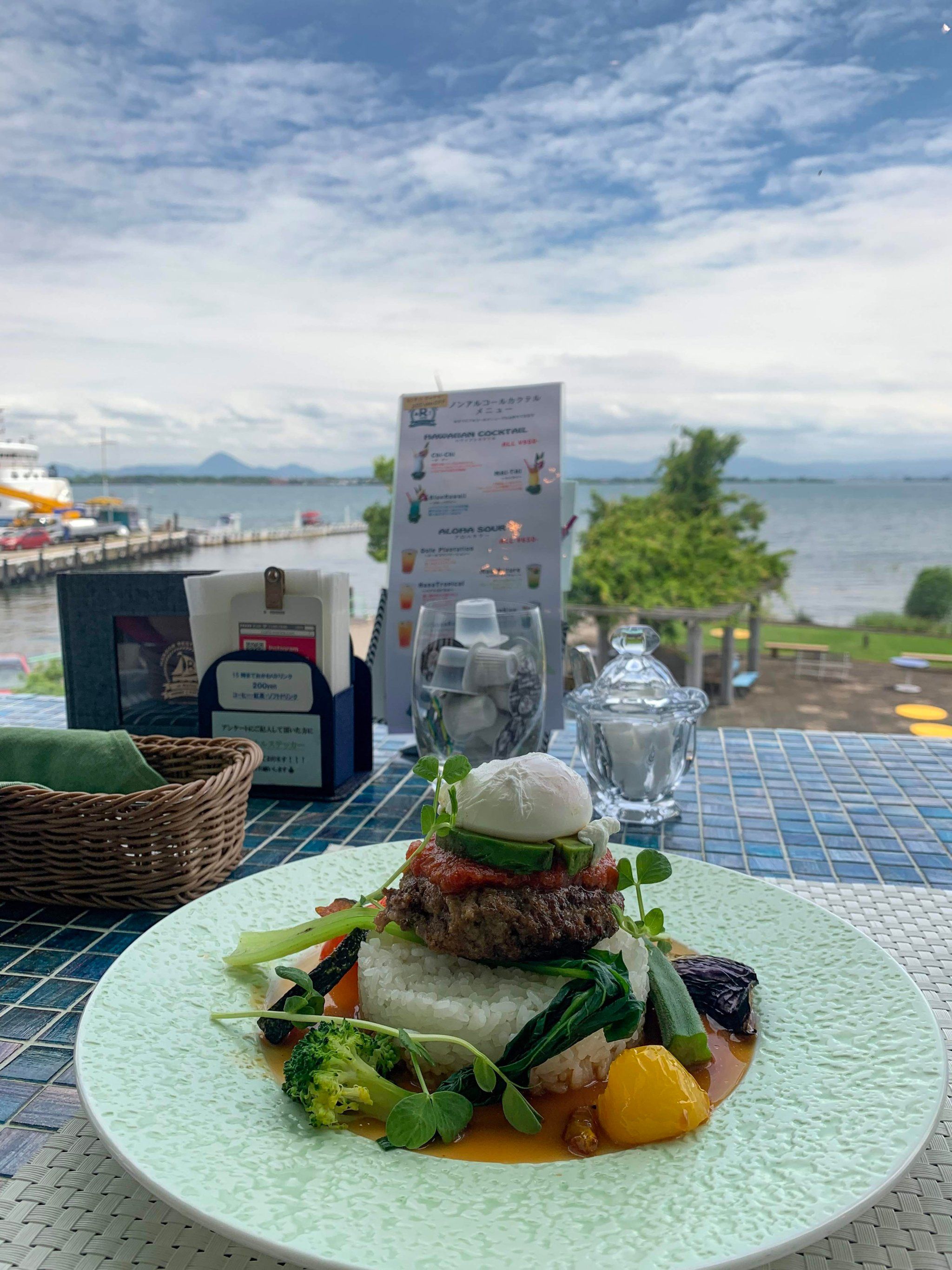 r cafe at marina