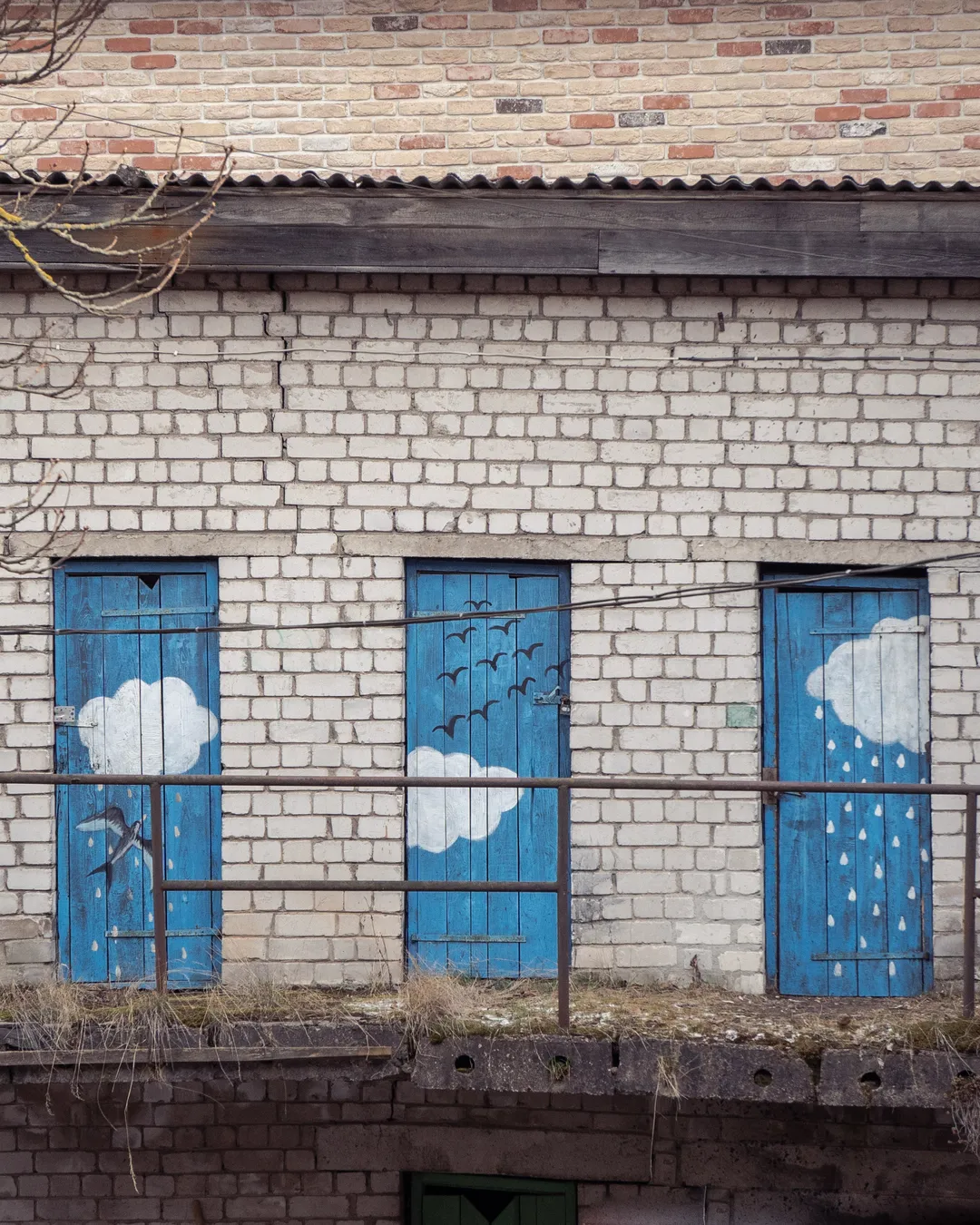 Courtyard With Cozy Drawings